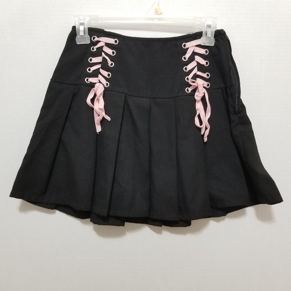 Hot Topic skirt Small Black & Pink Lace-Up pleated mini whimsigoth goth punk - Picture 1 of 16